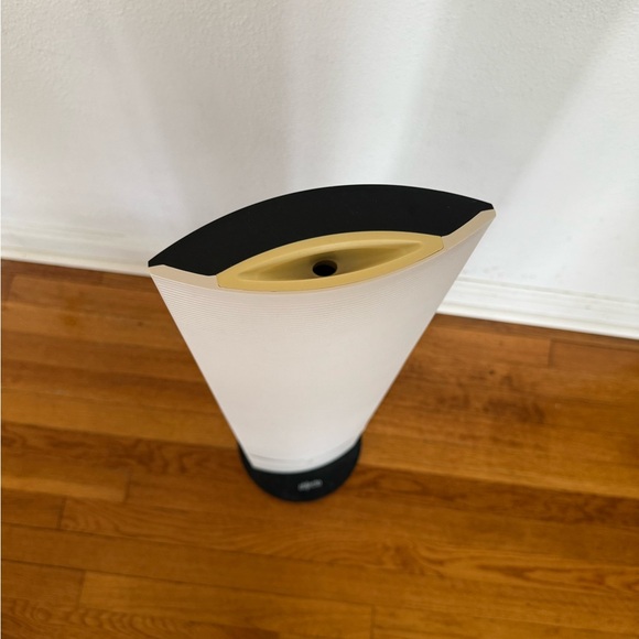 Objecto Mood H9 Tower Hybrid Humidifier
Model HM-54 (White) - Picture 3 of 13